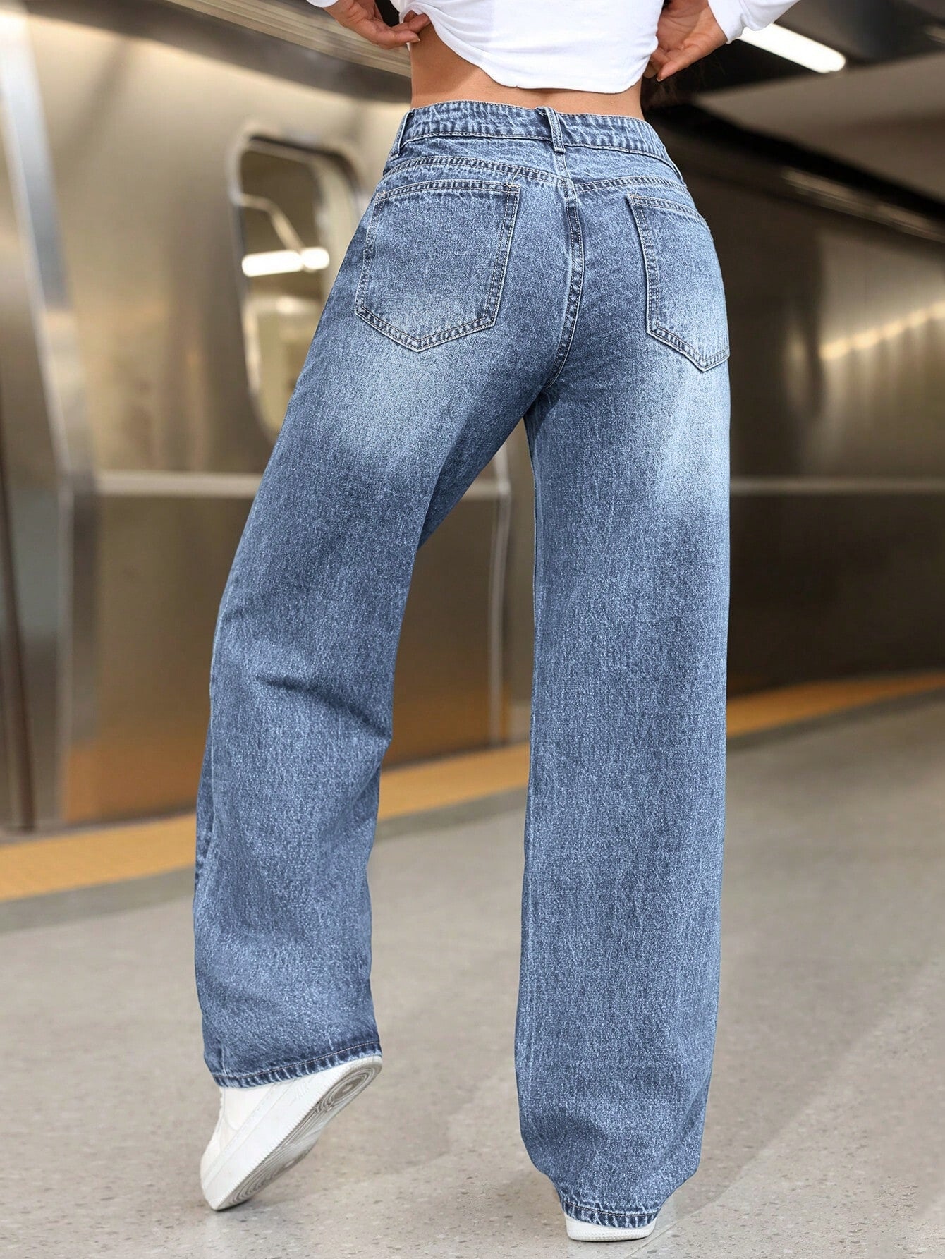 Core Classic Straight Denim