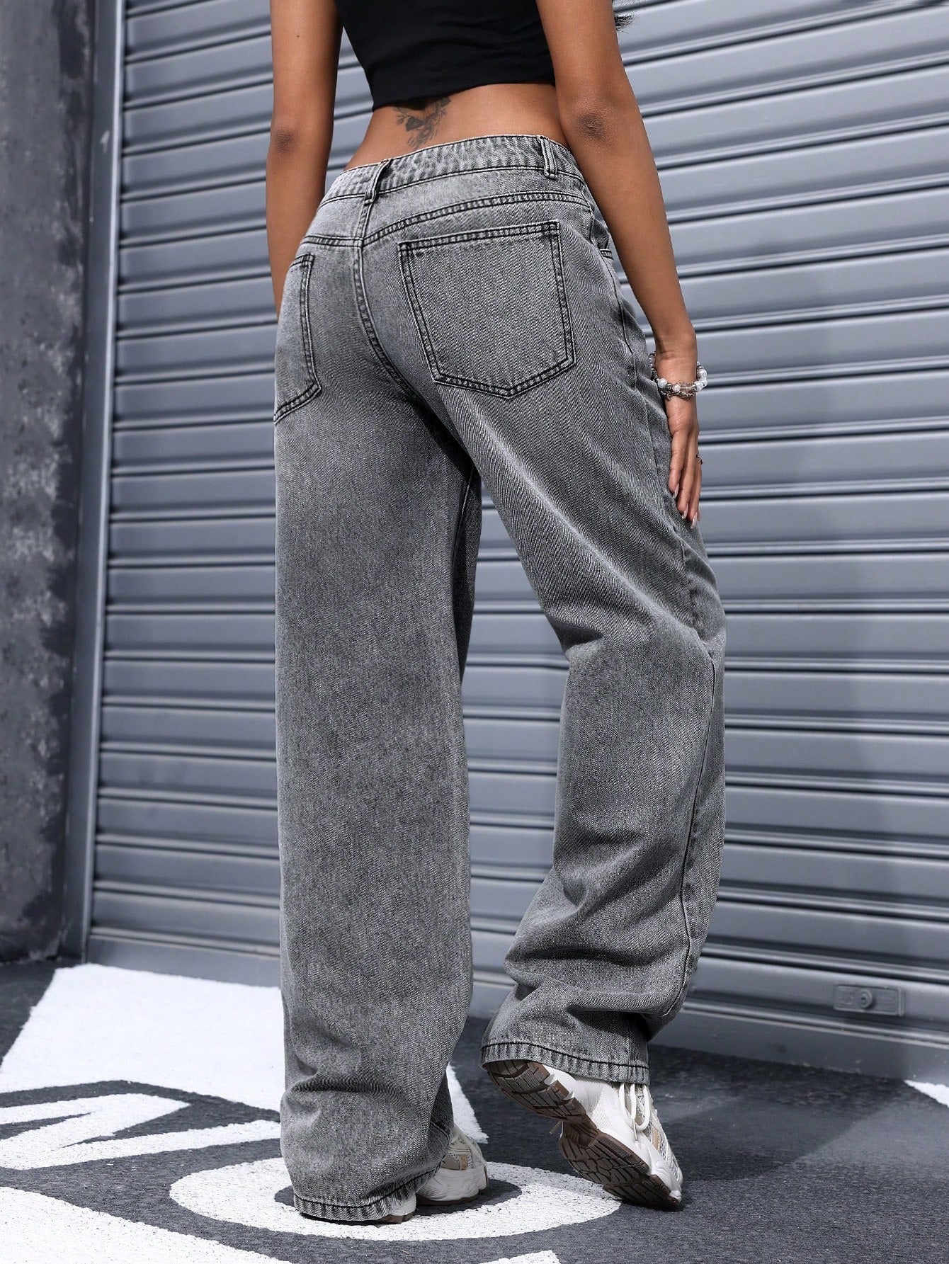 Neat Line Fit Denim Jeans