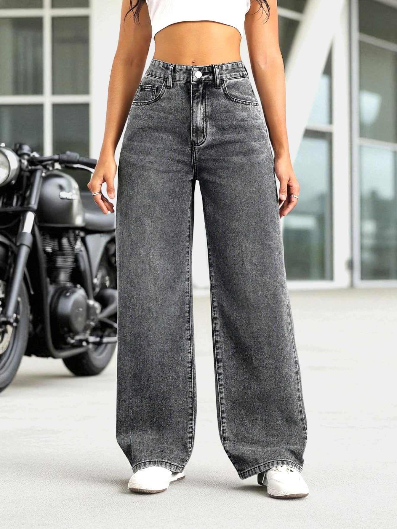 Clean Cut Straight Fit