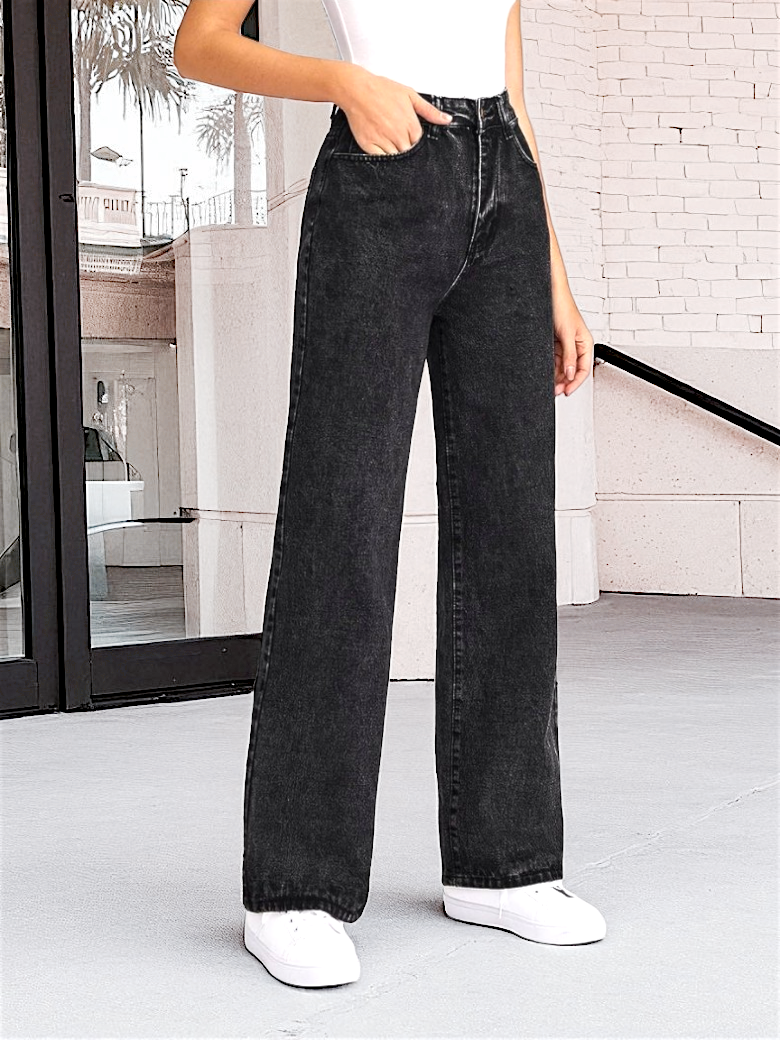Stretchable Skyline Straight Leg Denim