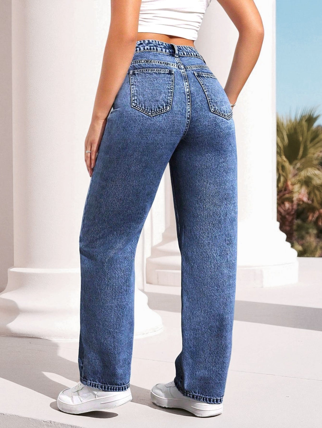 Sky Curve High-Waist Straight Fit Jeans