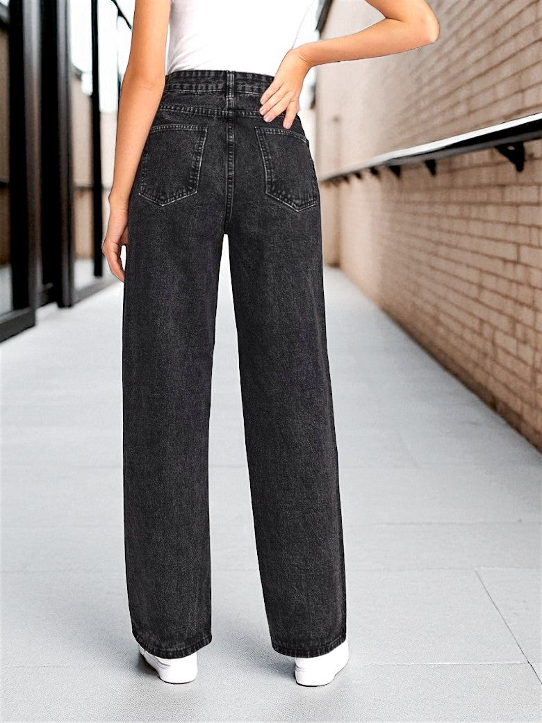 Stretchable Skyline Straight Leg Denim
