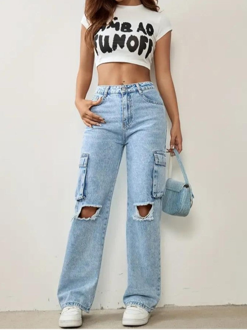 Fearless Fit Knee-Rip Cargo Jeans