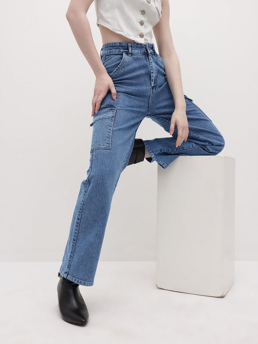 Metro Maven Cargo Jeans – Blue Cargo Jeans Close-up – Glossia Fashion