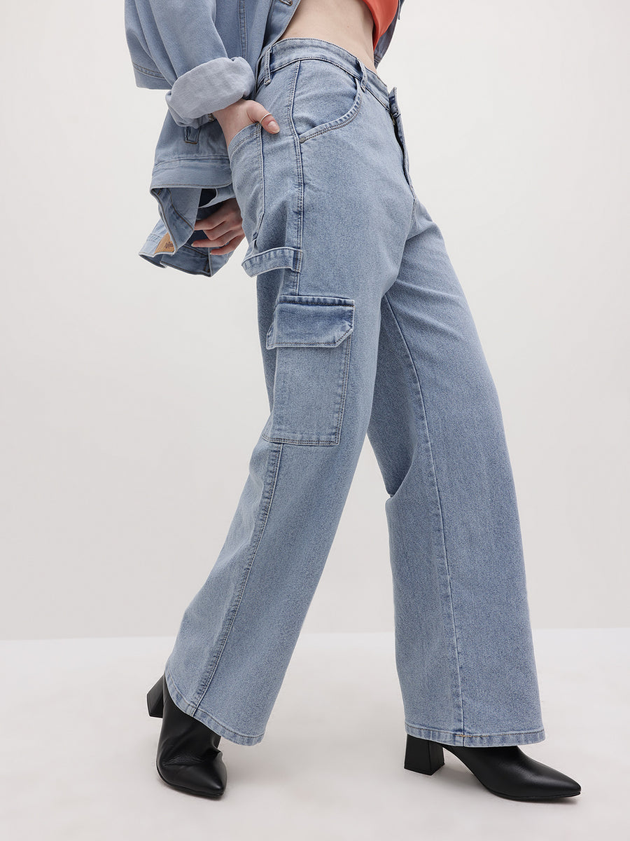 Gravity Fit Vintage Wash Cargo Jeans – Light Blue Cargo Jeans Style View – Glossia Fashion
