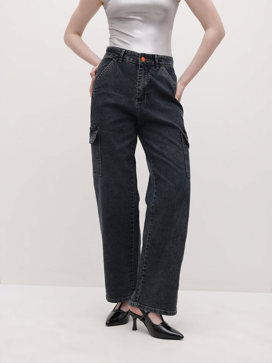 Cityscape Cargo Denim Jeans – Black Cargo Jeans Front View – Glossia Fashion