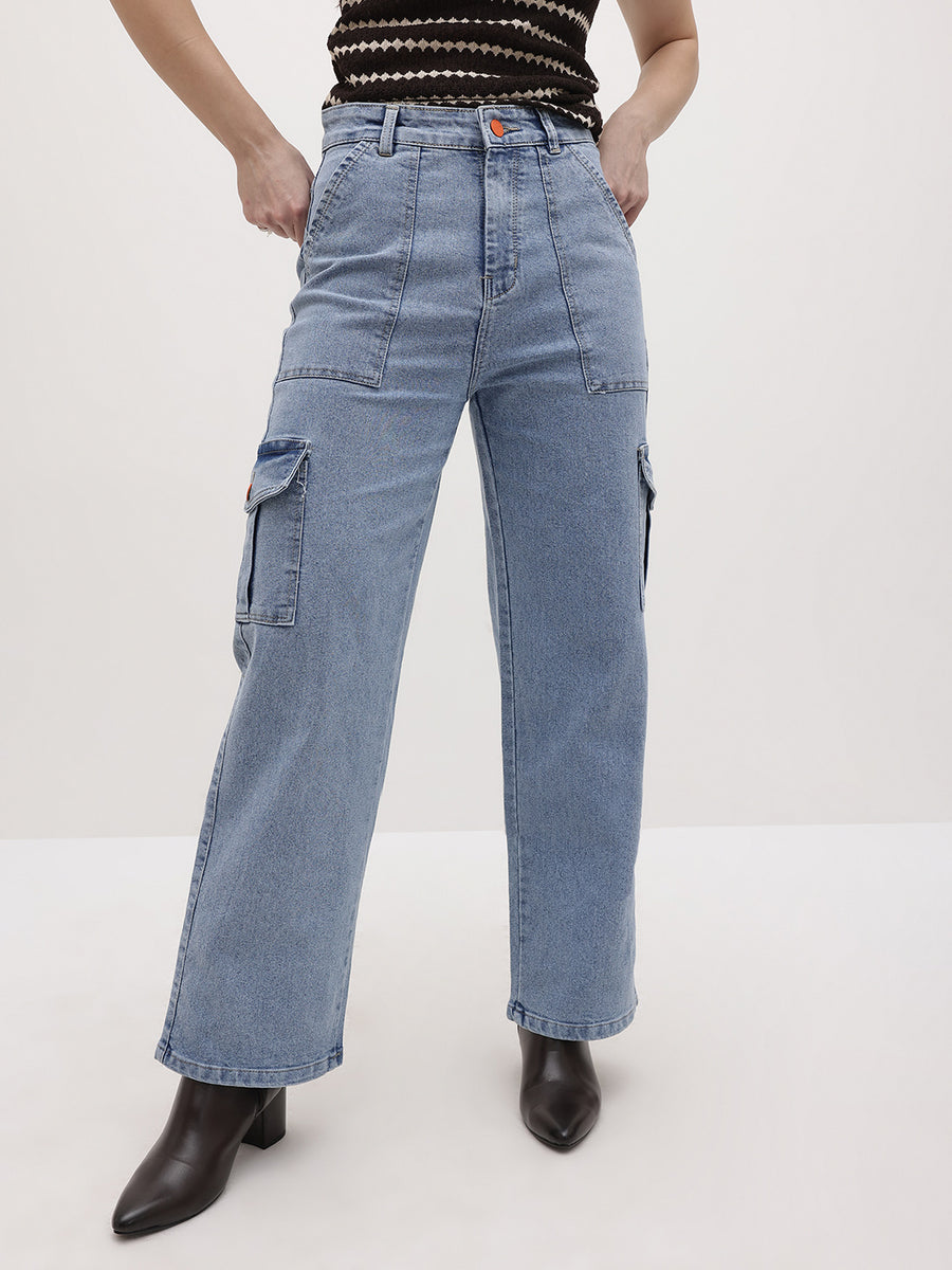 Streetwise Cargo Denim – High Rise Cargo Jeans Side View – Glossia Fashion
