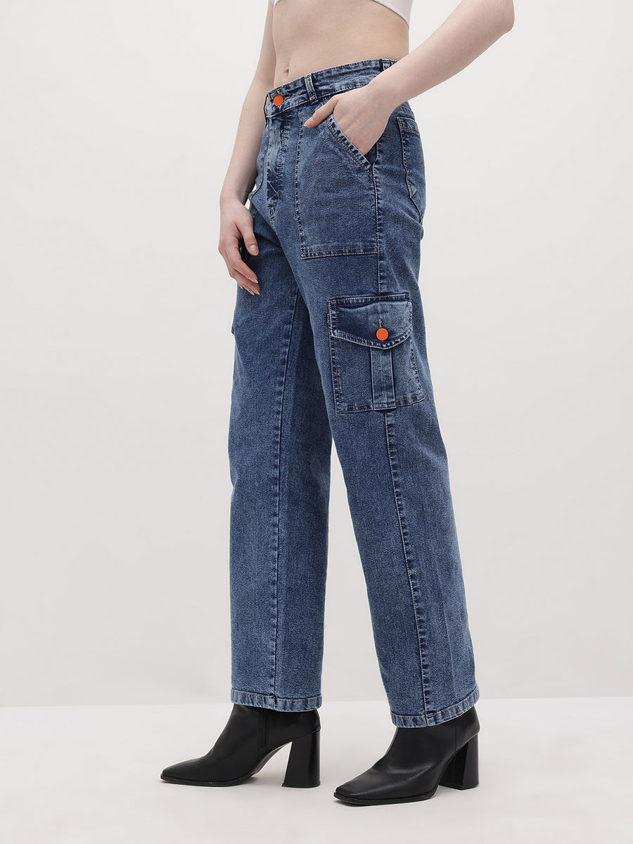 Trailblazer Cargo Denim Jeans – Blue Cargo Jeans Close-up – Glossia Fashion