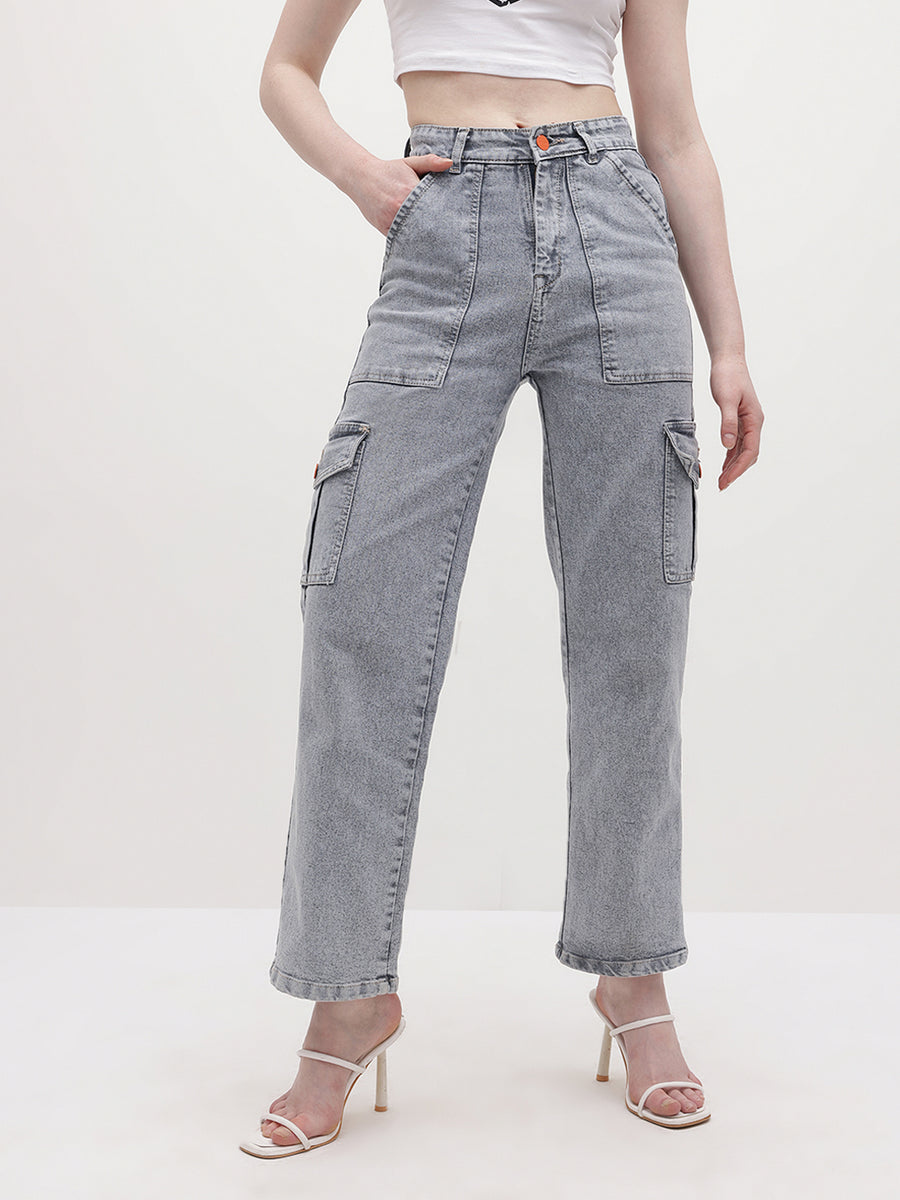Trailblazer Cargo Denim Jeans – Grey Cargo Jeans Close-up – Glossia Fashion