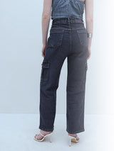 Streetwise Cargo Denim – High Rise Cargo Jeans Detail View – Glossia Fashion