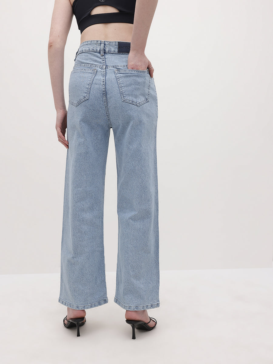 Cloud Wash Straight Fit Jeans – Cloud Wash Straight Fit Jeans Detail View – Glossia Fashion