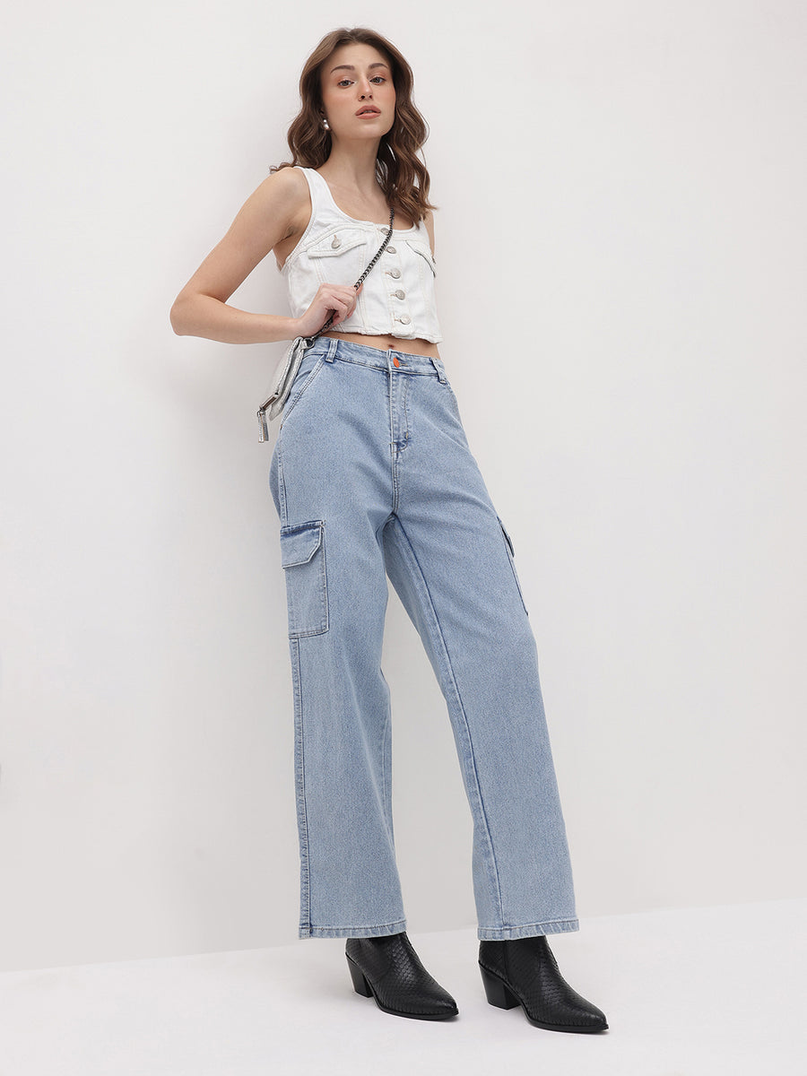 Cityscape Cargo Denim Jeans – Light Blue Cargo Jeans Close-up – Glossia Fashion