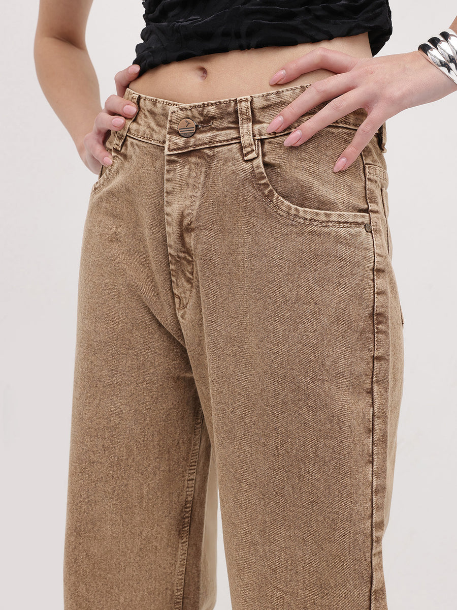Bold Tone Classic Straight Jeans – Brown Straight Fit Jeans Style View – Glossia Fashion