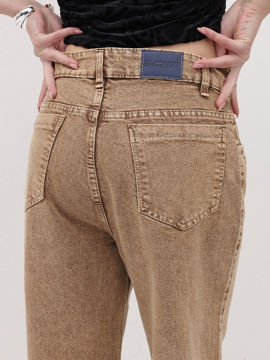 Bold Tone Classic Straight Jeans – Brown Straight Fit Jeans Model View – Glossia Fashion