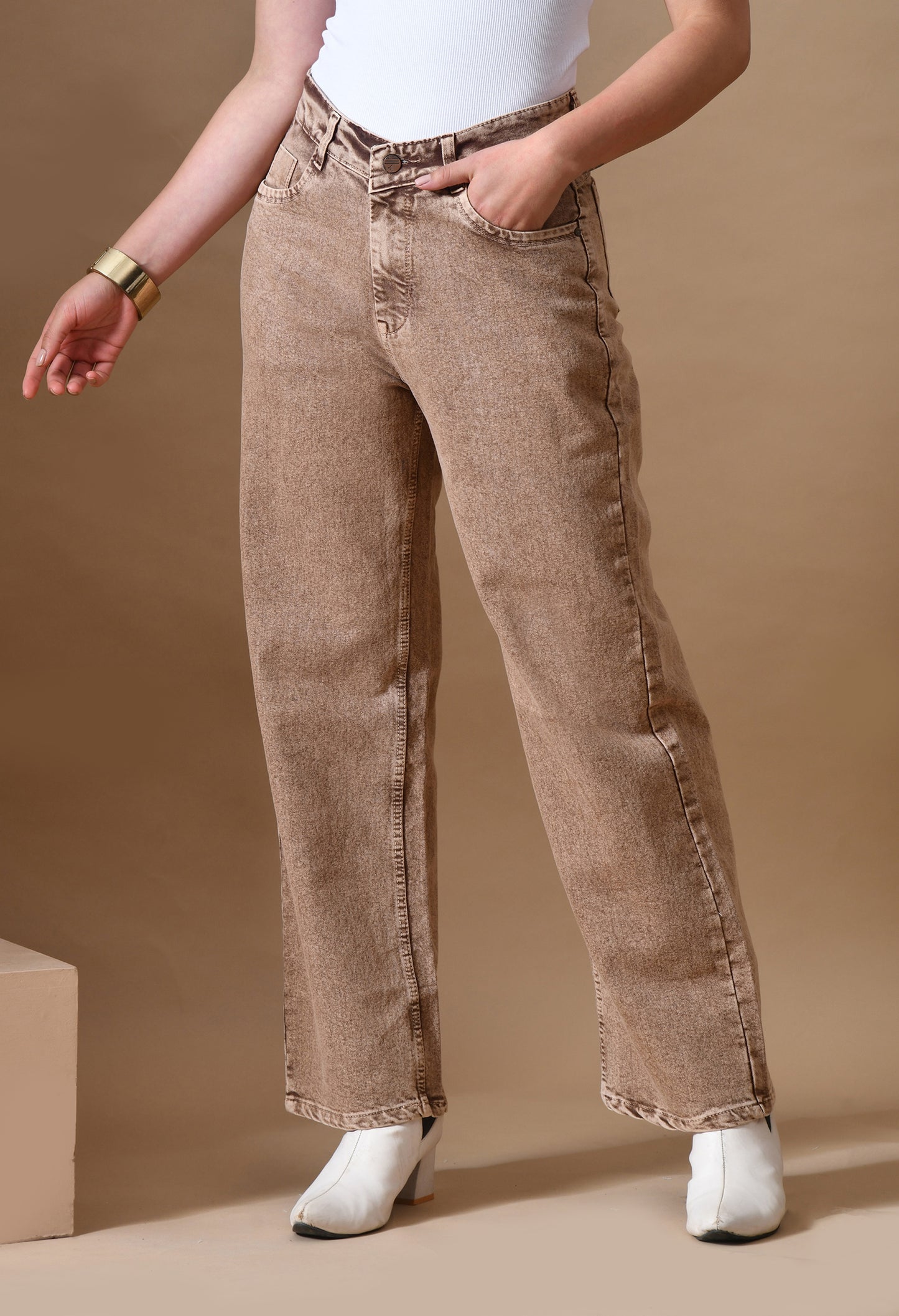 Bold Tone Classic Straight Jeans