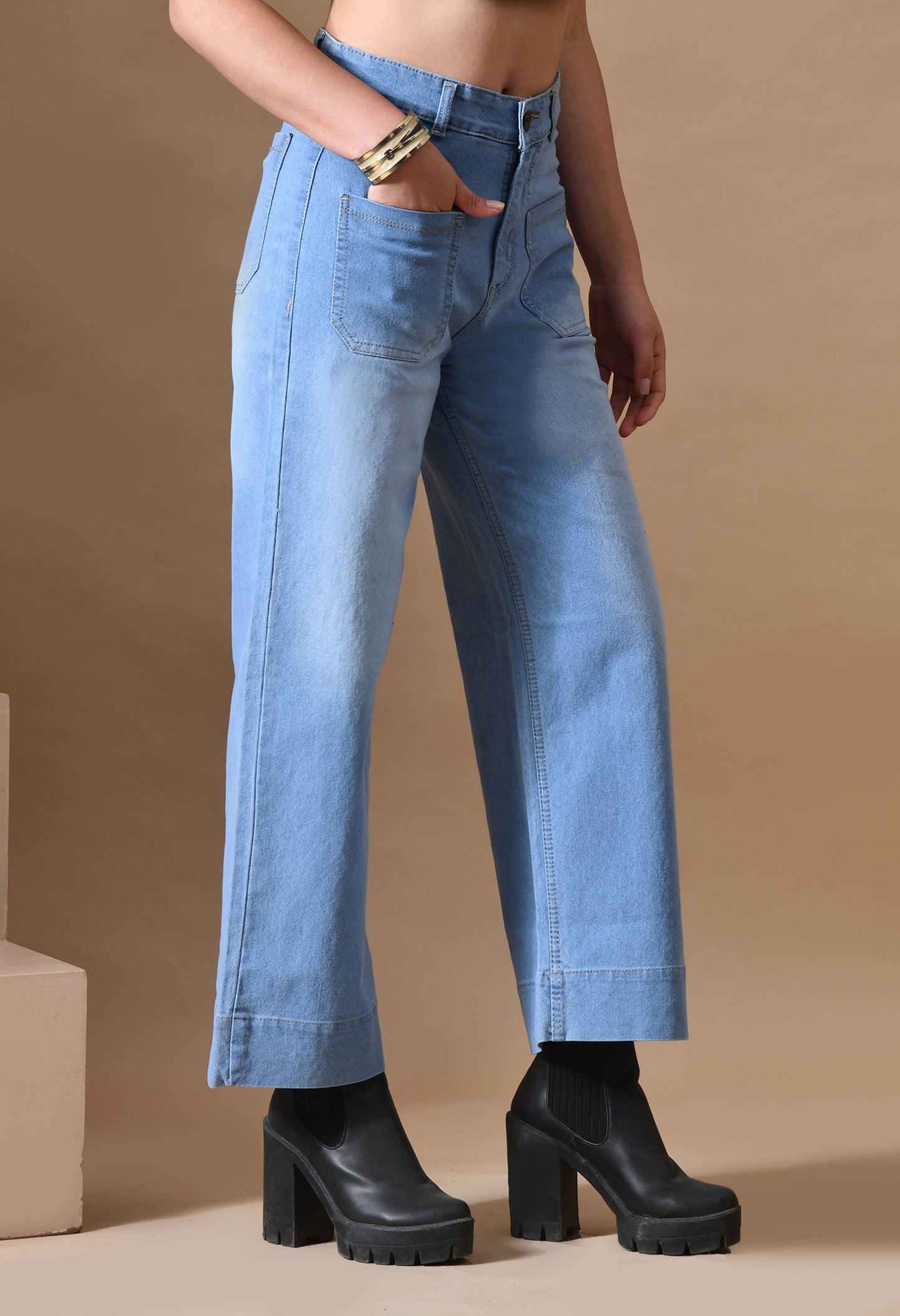 Weekend Vibe Ankle Jeans