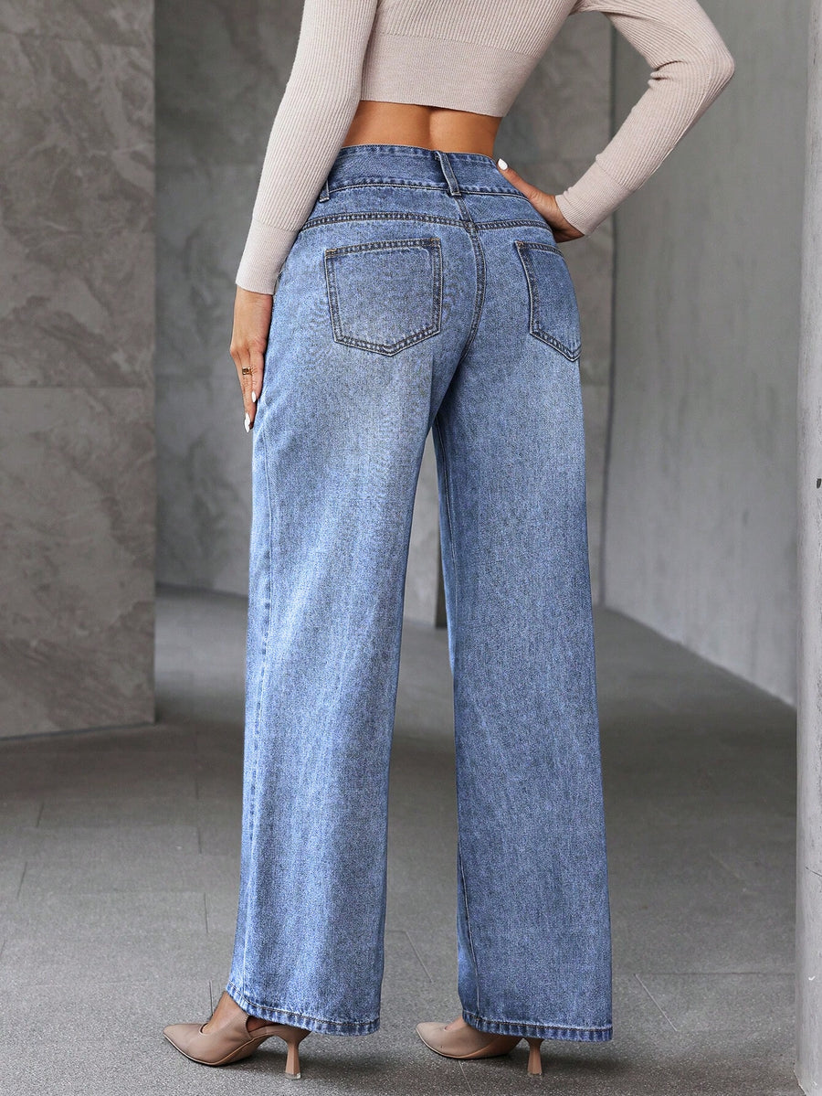 Shadow Luxe Wide Legs – Light Blue Wide-Leg Jeans Detail View – Glossia Fashion