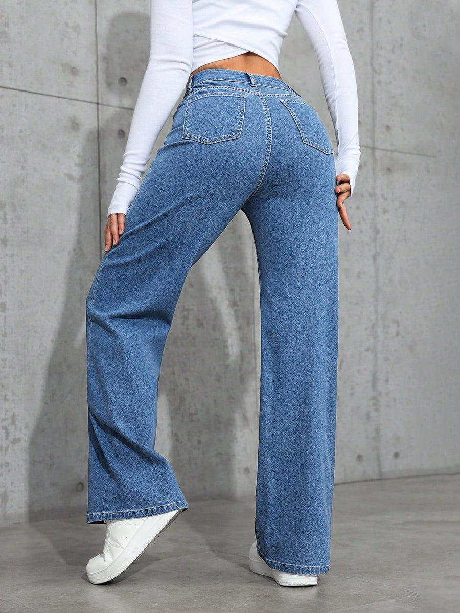 Snug Curve Stretch Jeans – High Rise Straight Fit Jeans Side View – Glossia Fashion