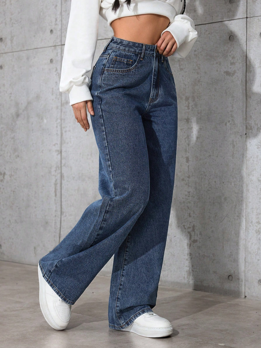 Metro Flow High-Waist Stretch Denim – High Rise Denim Jeans Detail View – Glossia Fashion