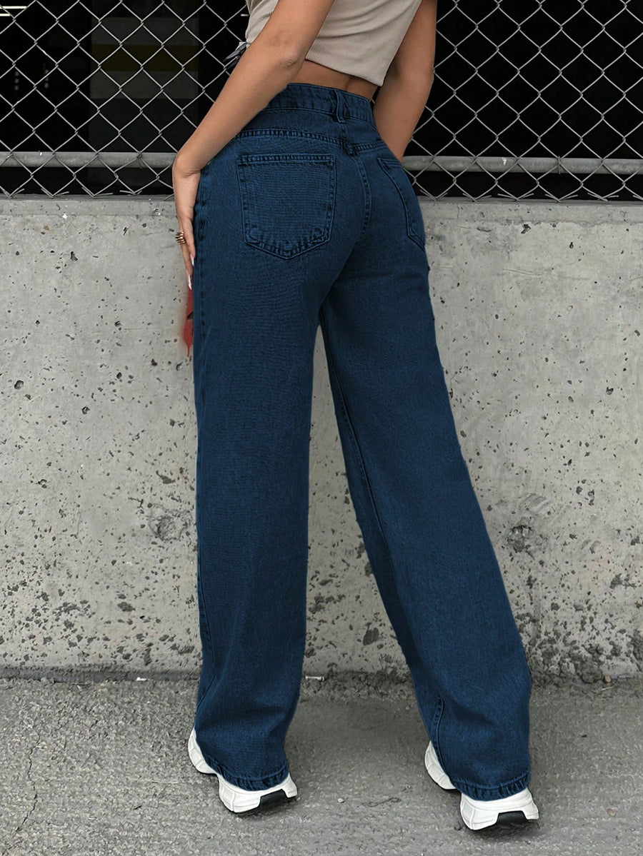 Zenfit High-Rise Straight Denim – High Rise Straight Fit Jeans Model View – Glossia Fashion