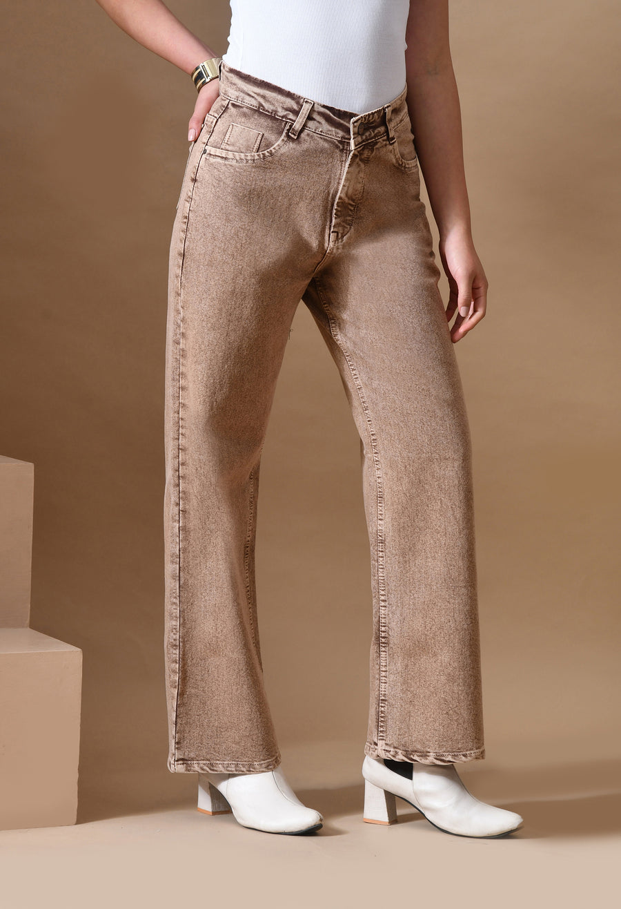Bold Tone Classic Straight Jeans – High Rise Straight Fit Jeans Model View – Glossia Fashion