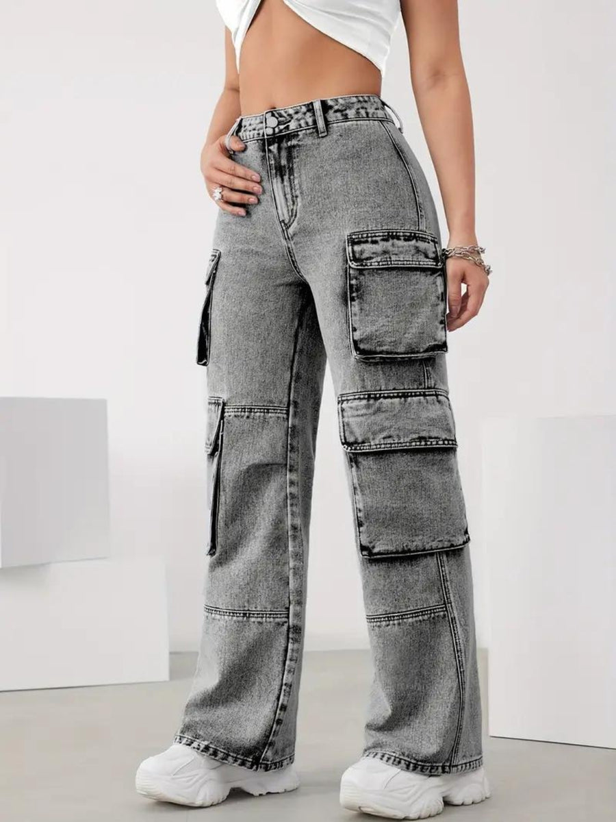Cityscape Adventurer Cargo Denim – Grey Cargo Jeans Side View – Glossia Fashion