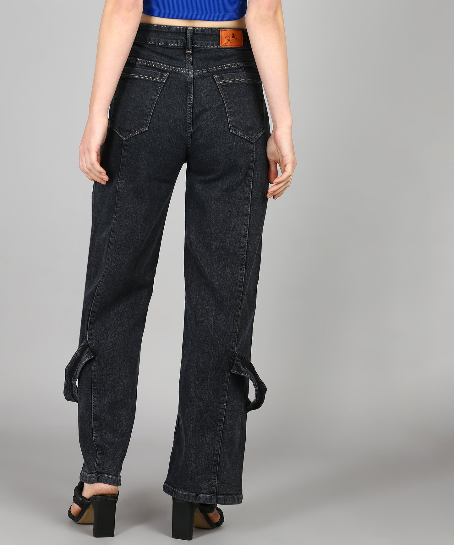 Black City Roamer Chic Cargo Jeans