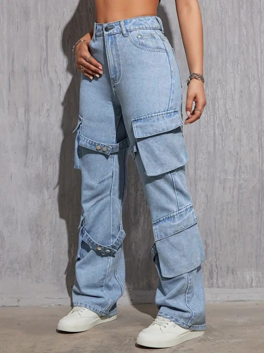 Adventure Seeker Cargo Denim – High Rise Cargo Jeans Style View – Glossia Fashion