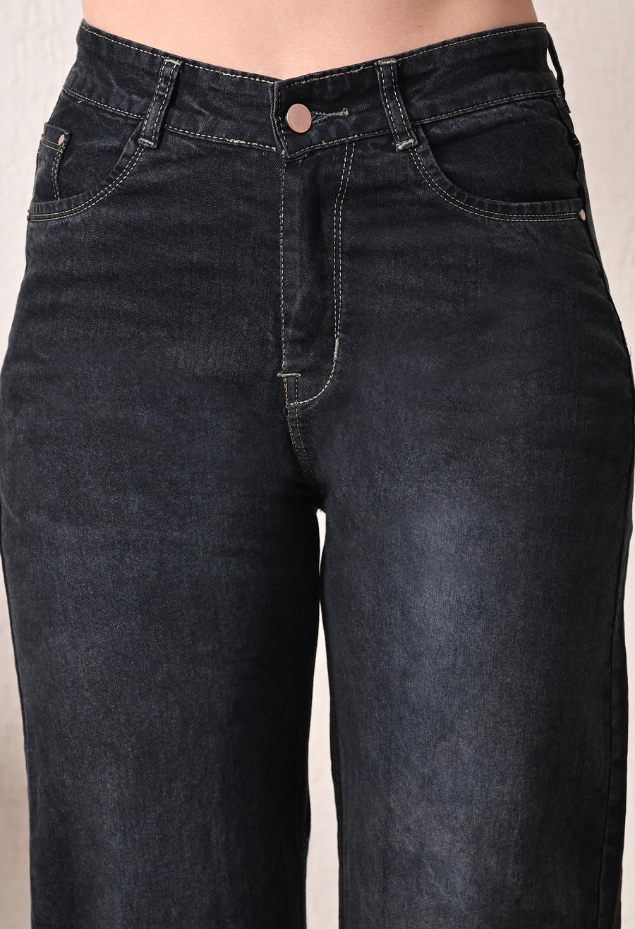 Onyx Luxe Straight Fit Jeans – Black Straight Fit Jeans Style View – Glossia Fashion