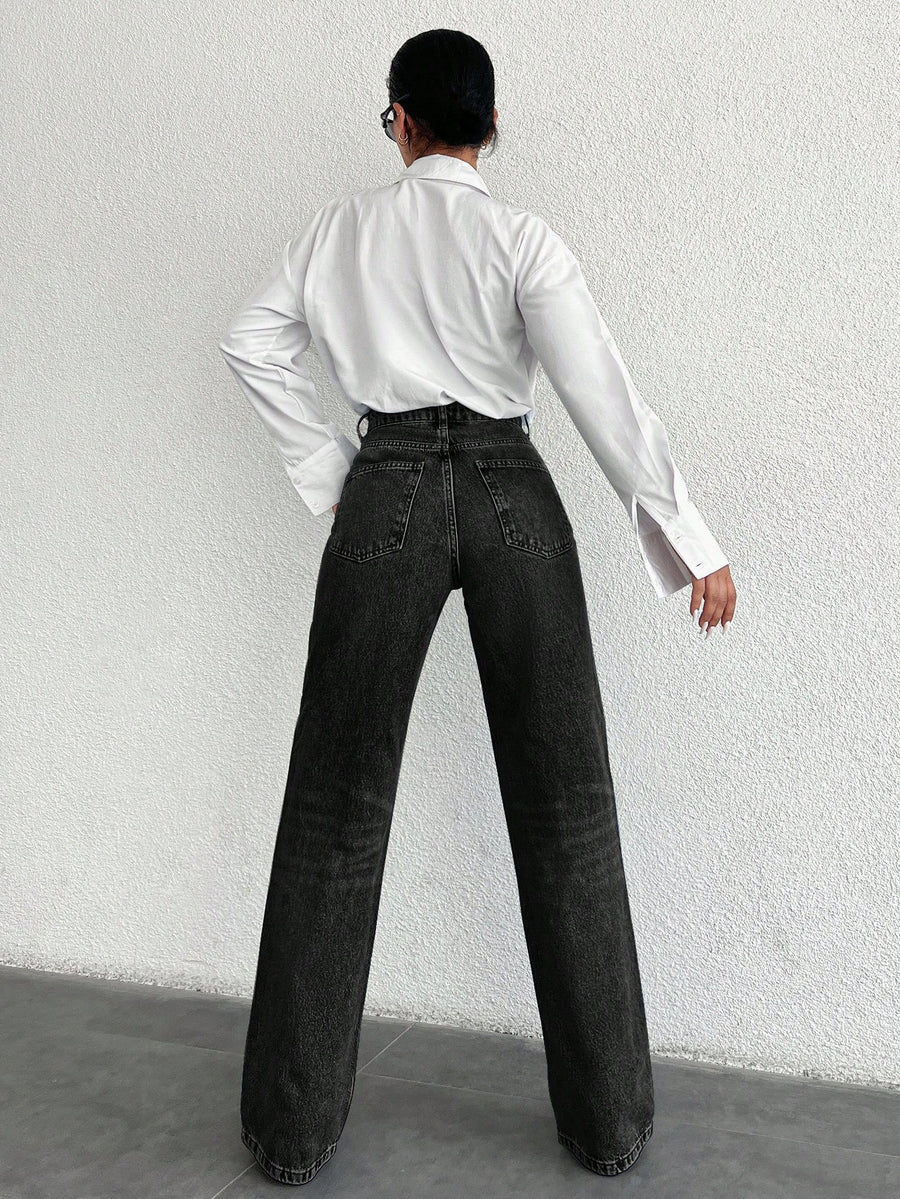 Timeless Straight Jeans – High Rise Straight Fit Jeans Back View – Glossia Fashion