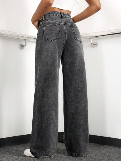 Clean Cut Straight Fit