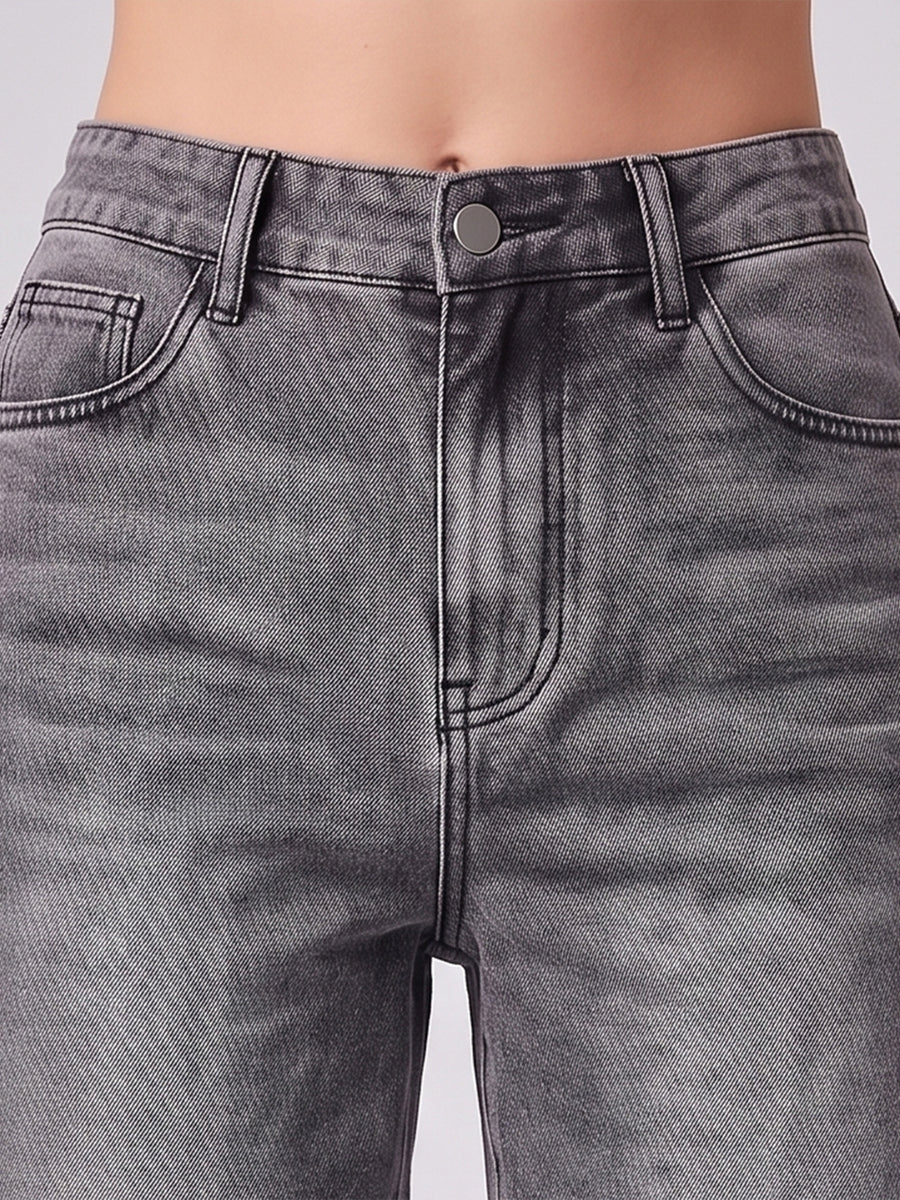 Daily Driver Straight Leg Jeans – Grey