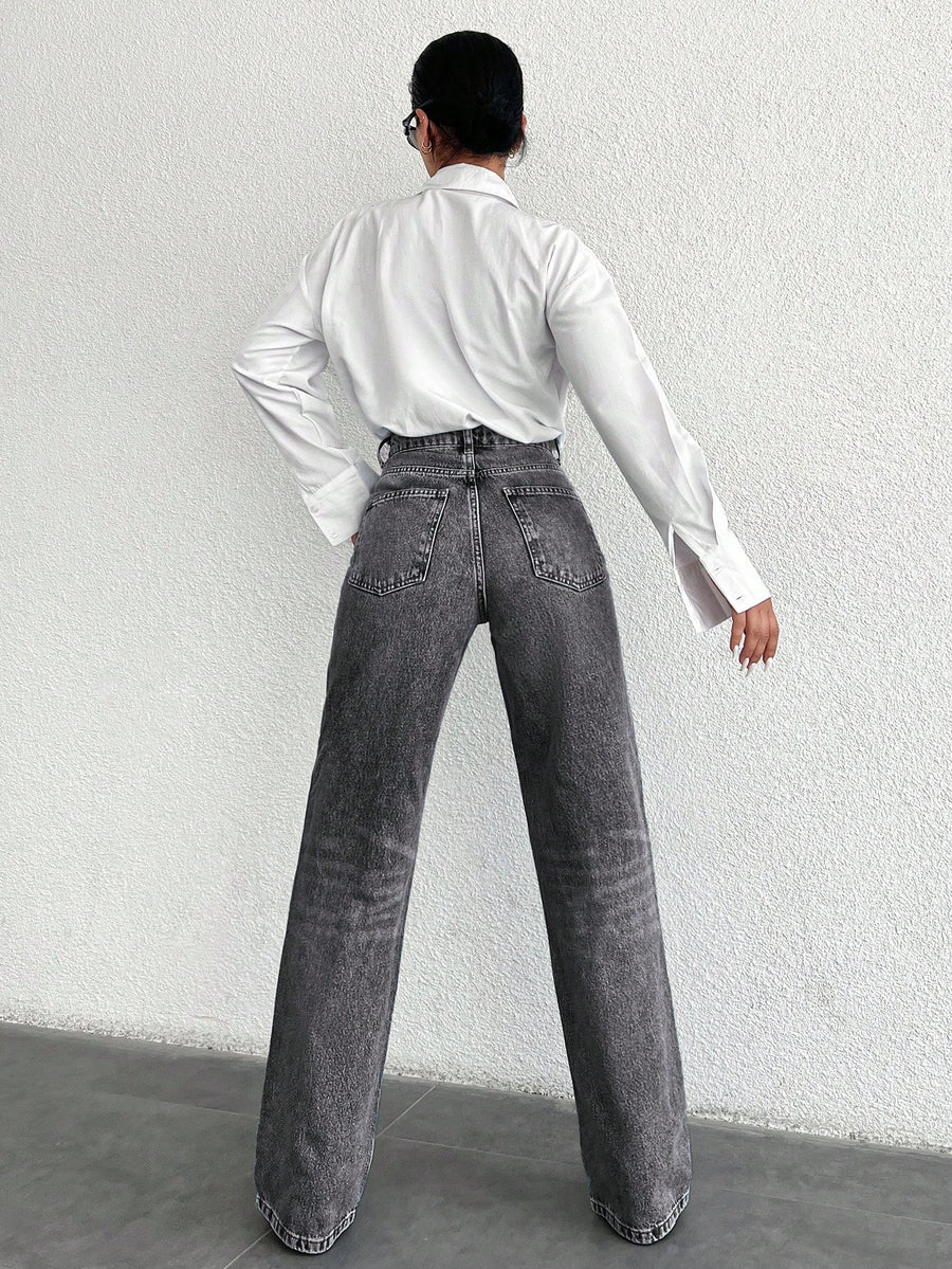 Effortless City Vibe Jeans – High Rise Denim Jeans Back View – Glossia Fashion