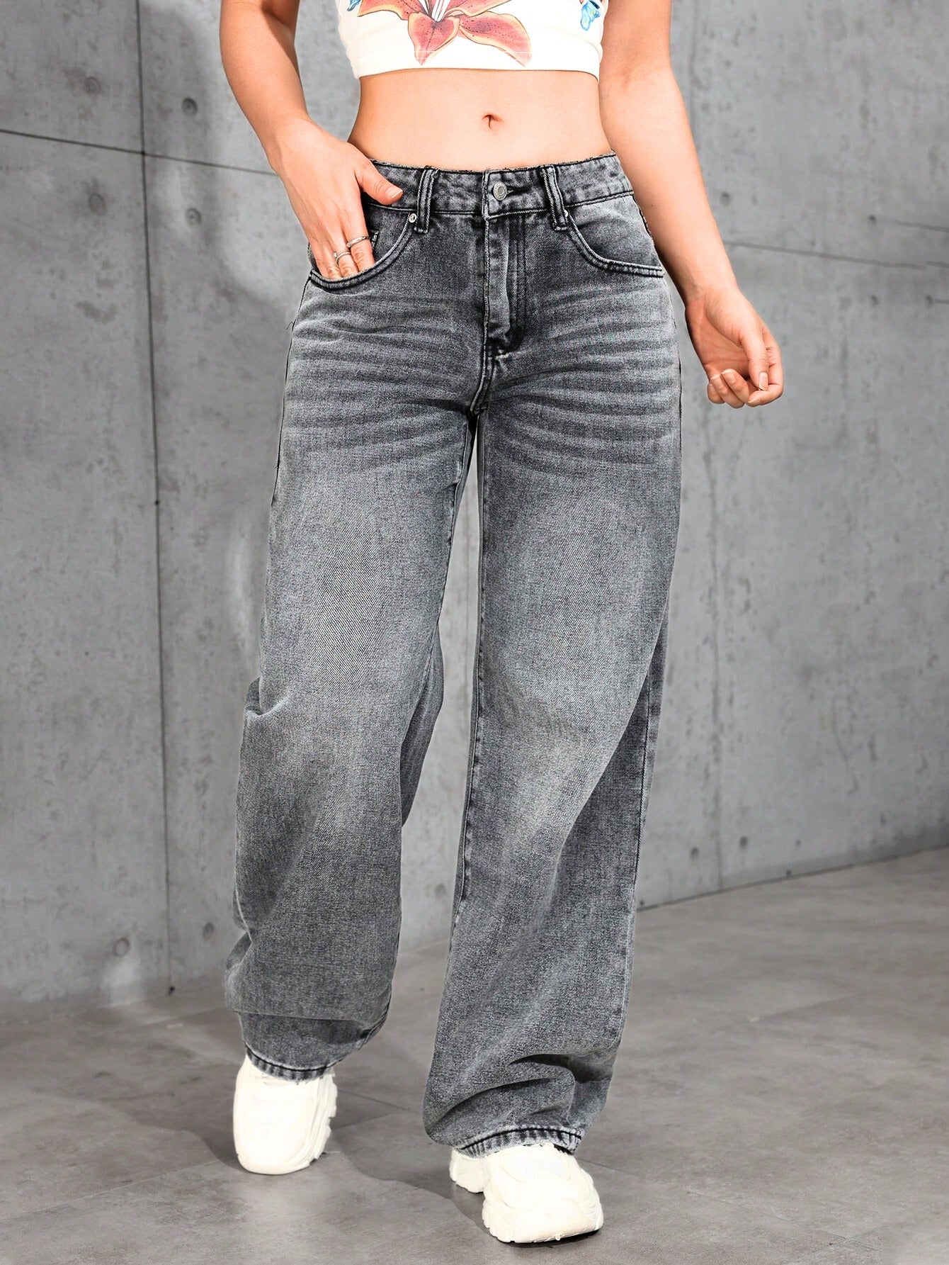Neat Line Fit Denim Jeans