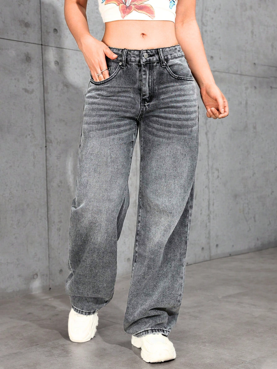 Neat Line Fit Denim Jeans – High Rise Denim Jeans Front View – Glossia Fashion