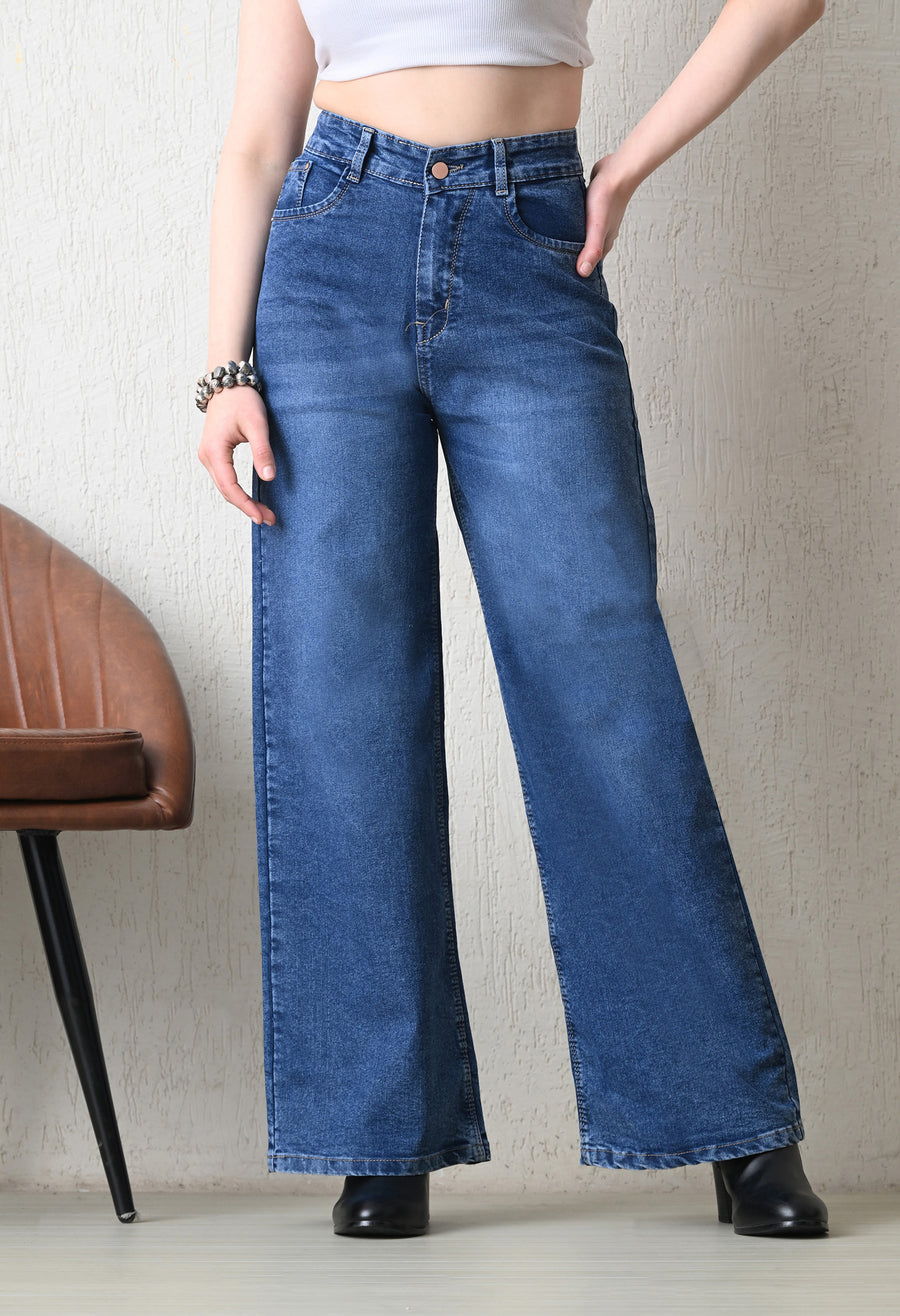 Aura Blue Wide-Fit Denim – Blue Wide-Leg Jeans Front View – Glossia Fashion