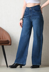 Blue Tint Wide-Leg Jeans – Green-Blue Wide-Leg Jeans Detail View – Glossia Fashion