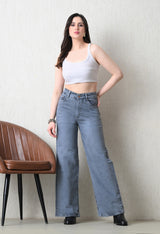 Stone Wash Wide-Leg – Grey Wide-Leg Jeans Model View – Glossia Fashion