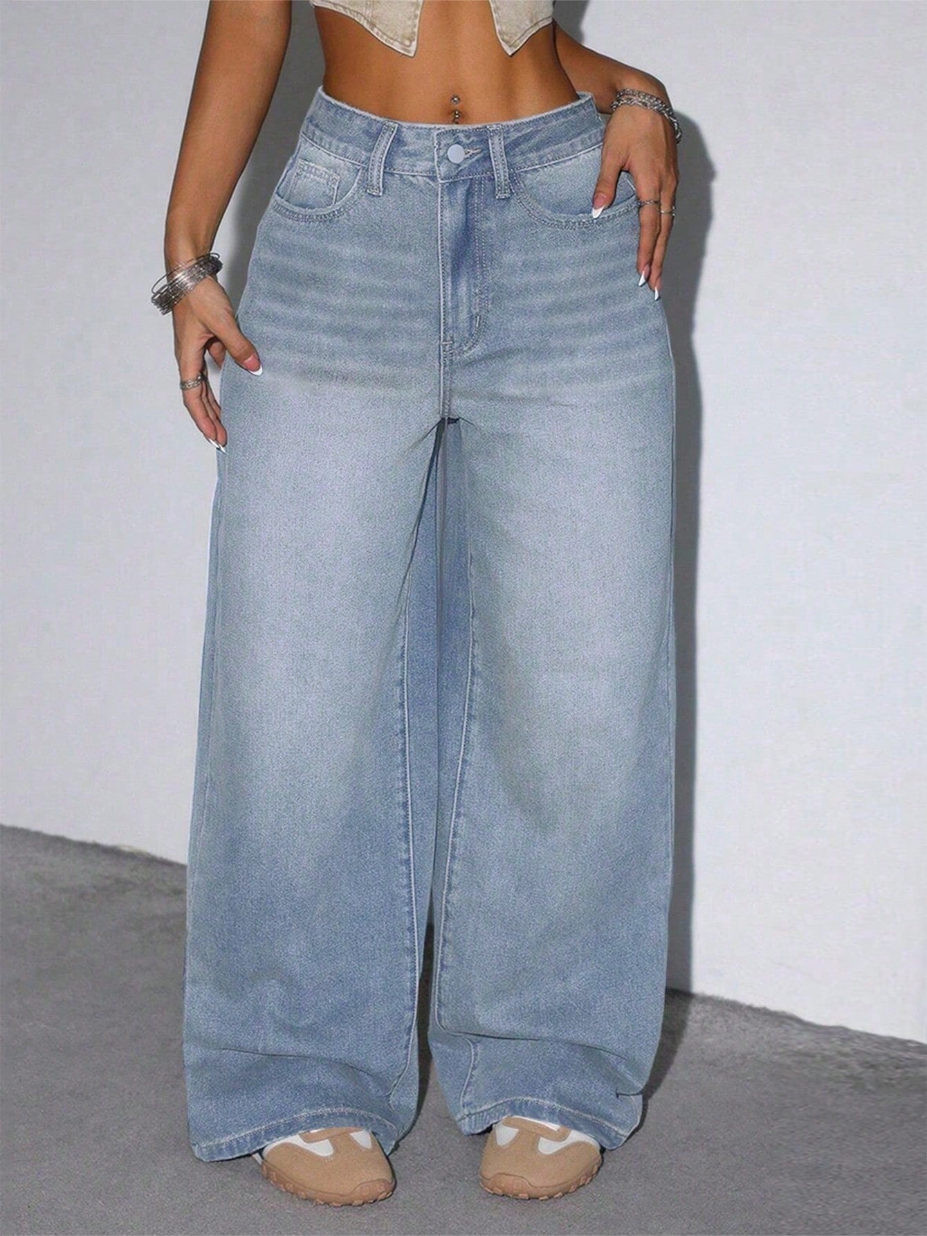 Ice Blue Wide-Leg Denim – Light Blue Wide-Leg Jeans Style View – Glossia Fashion