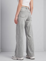 Effortless Era Wide Leg Jeans – Light Grey