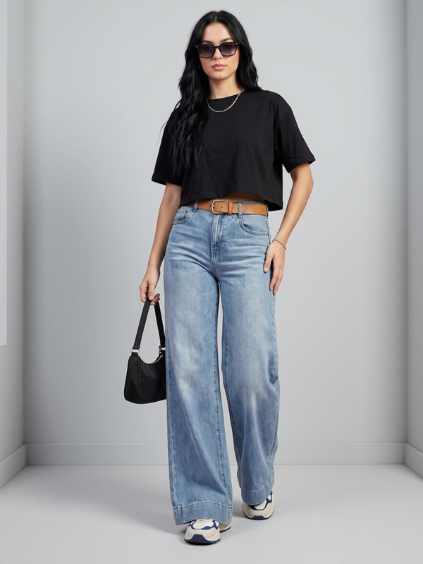 Effortless Era Wide Leg Jeans – Light Blue