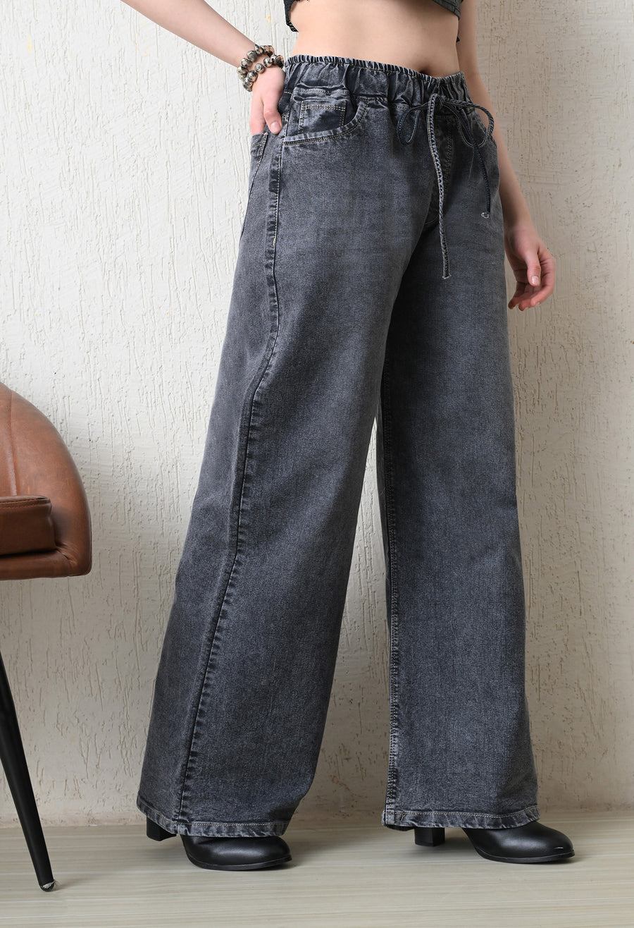 Soft Charcoal Flow Jeans – Charcoal Denim Jeans Model View – Glossia Fashion