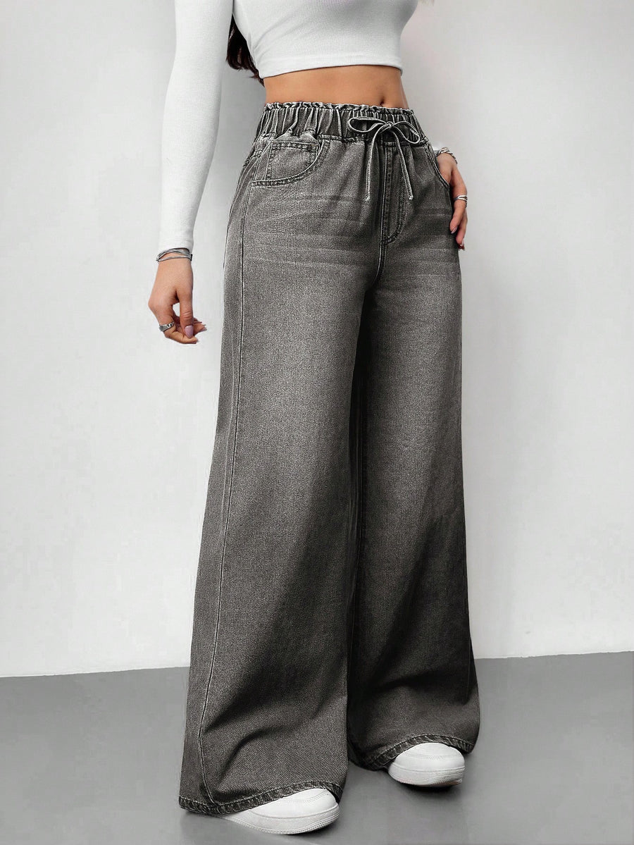 Ash Drift Wide-Leg Denim – Grey Wide-Leg Jeans Detail View – Glossia Fashion
