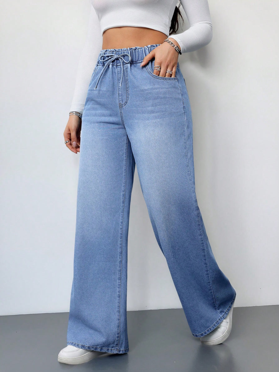 Arctic Blue Ease Wide-Leg Denim – Light Blue Wide-Leg Jeans Side View – Glossia Fashion
