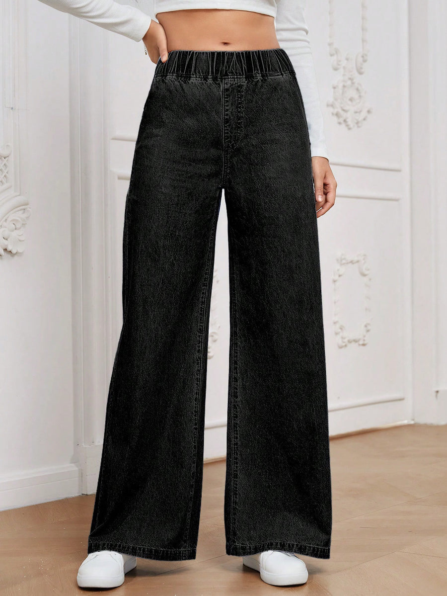 Shadowline Wide-Leg Denim – Black Wide-Leg Jeans Front View – Glossia Fashion
