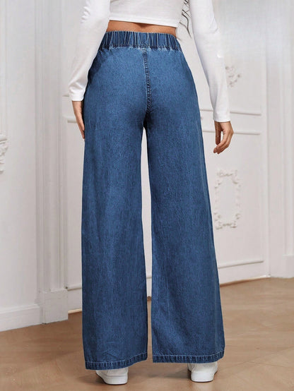 Blue Haven Wide Fit – Blue Wide-Leg Jeans Side View – Glossia Fashion