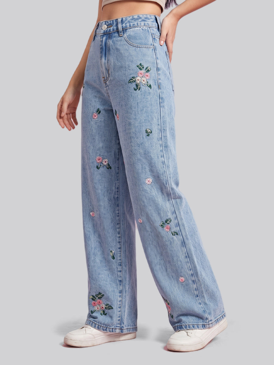 Petite Posy Straight Jeans – Light Blue