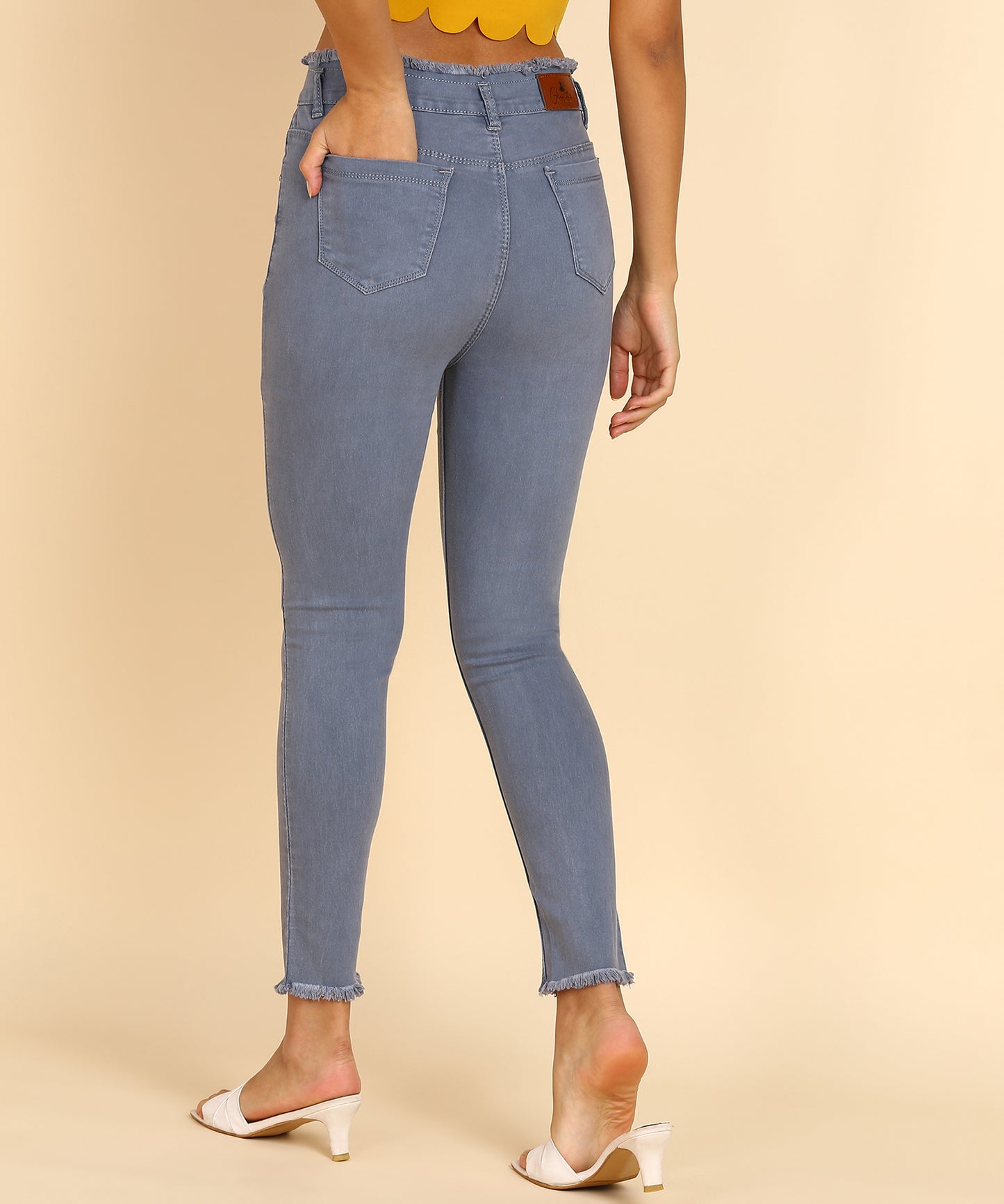 Grey High Rise Slim Fit Skinny Frayed Hem Jeans- 5105