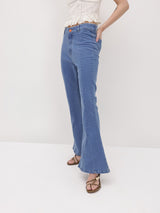 Gen Z Retro Bootcut Jeans – High Rise Bootcut Jeans Detail View – Glossia Fashion