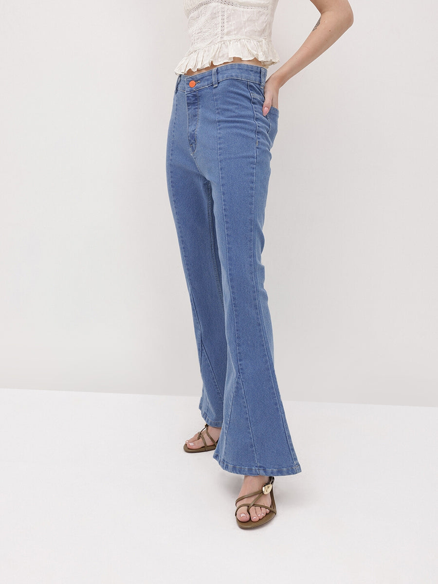 Gen Z Retro Bootcut Jeans – High Rise Bootcut Jeans Detail View – Glossia Fashion